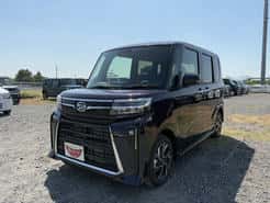 ダイハツ タントカスタム 春日部バイパス店  紫 CVT 排気量660cc 2WD