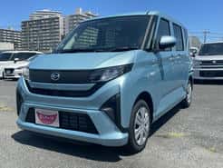 ダイハツ ムーヴ 春日部バイパス店  青 CVT 排気量660cc 2WD