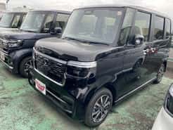 ホンダ N-BOXカスタム 春日部バイパス店  黒 CVT 排気量660cc 2WD