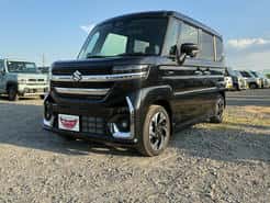スズキ スペーシアカスタム 春日部バイパス店 未使用車 黒 CVT 排気量660cc 2WD
